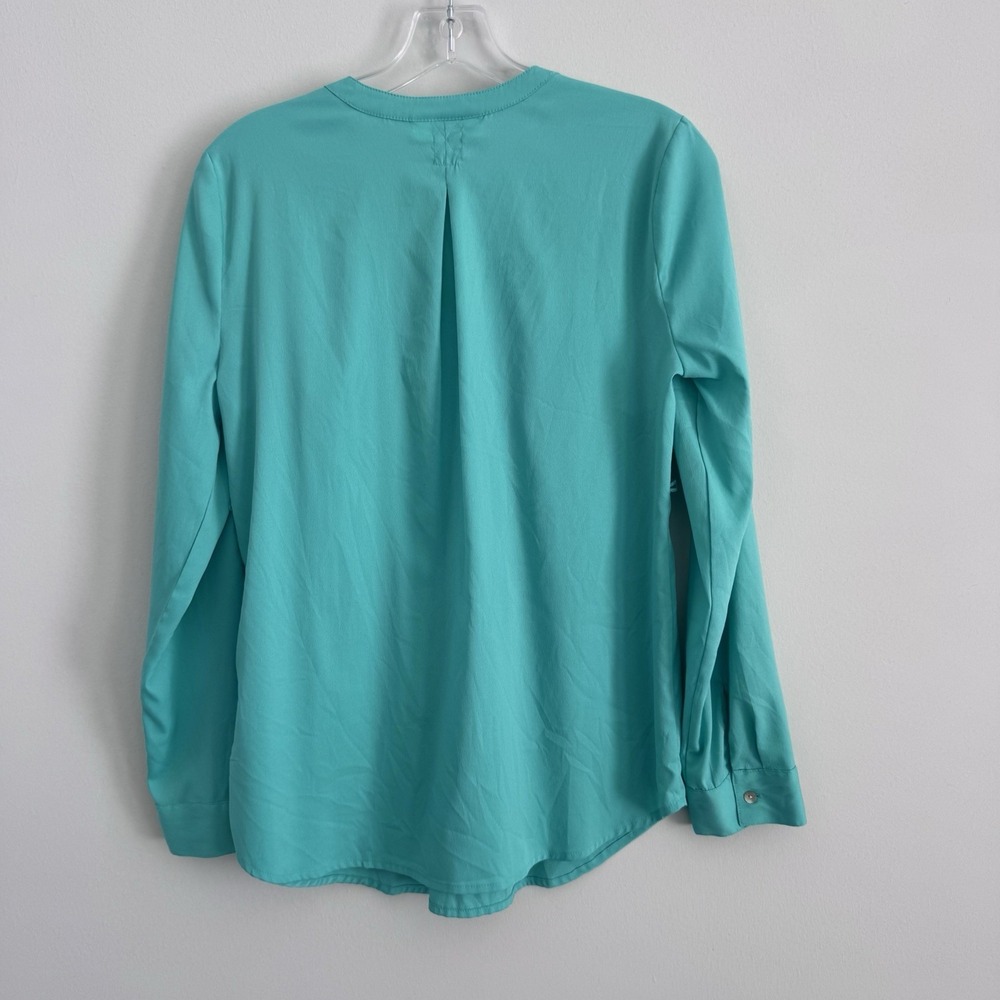 Motherhood Maternity Teal V Neck Blouse S Long Sleeve Button Front - Picture 6 of 7